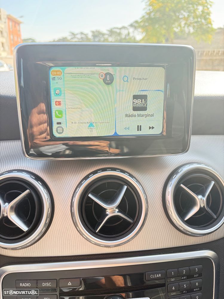 Mercedes-Benz GLA 180 CDI Urban - 14