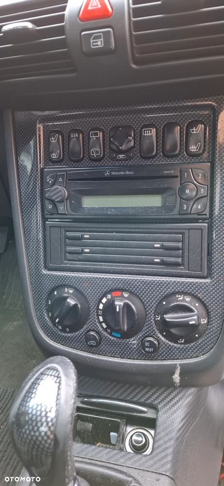 MERCEDES VANEO W414 2002r panel nawiewu - 1