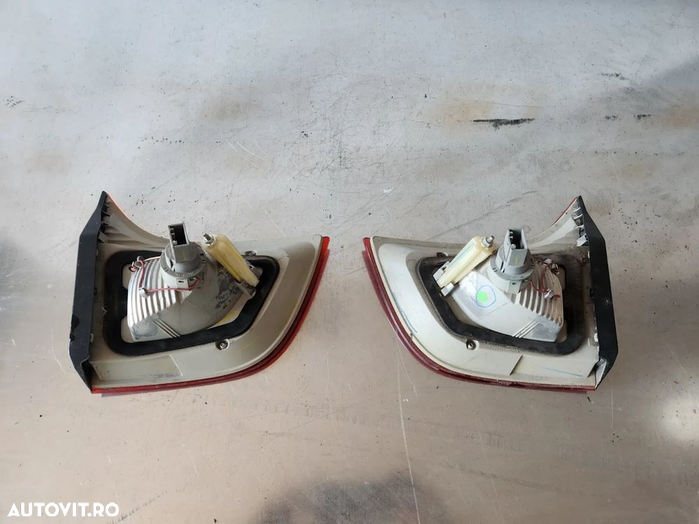 Lampa Stop Tripla Stanga Dreapta De Pe Haion Bmw X6 E71 LED - Dezmembrari Arad - 7