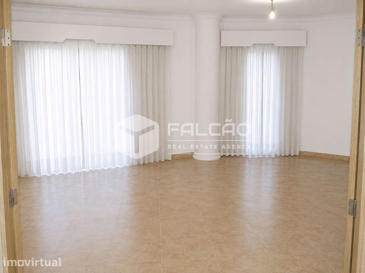 Apartamento T4 Venda em Santarém (Marvila), Santa Iria da Ribeira de S - Grande imagem: 2/35