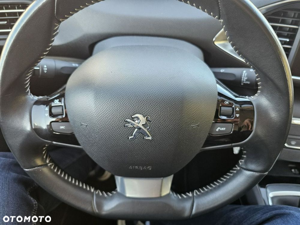 Peugeot 308 1.6 THP Access - 29