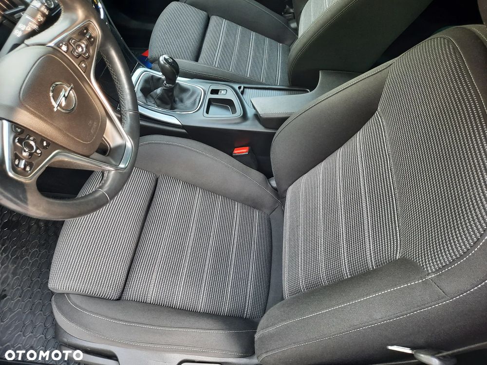Opel Insignia 2.0 CDTI Executive S&S - 22
