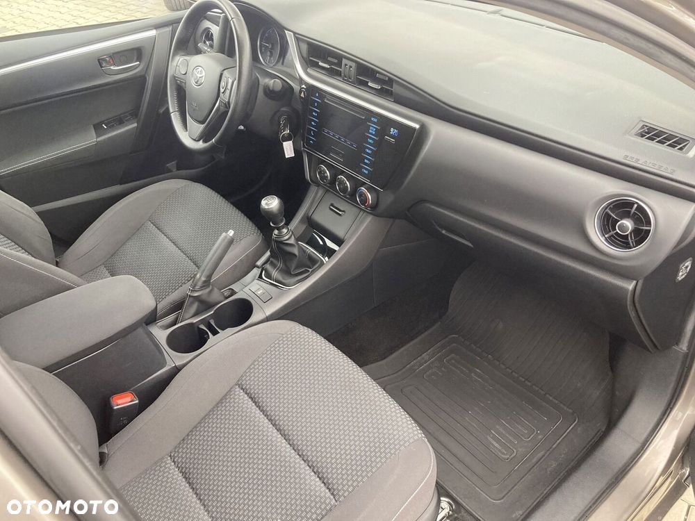 Toyota Corolla 1.6 Premium EU6 - 9