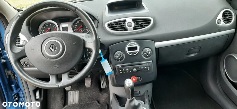 Renault Clio 1.2 TCE Wind - 22