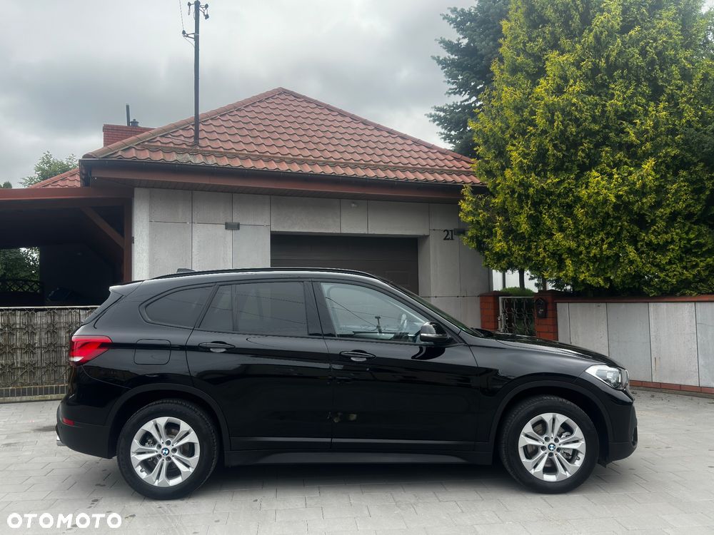BMW X1 xDrive18d Sport Line - 12