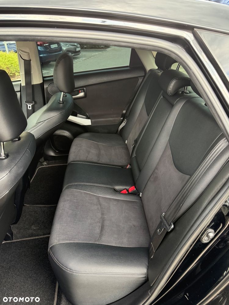 Toyota Prius 1.8 Hybrid Prestige - 11