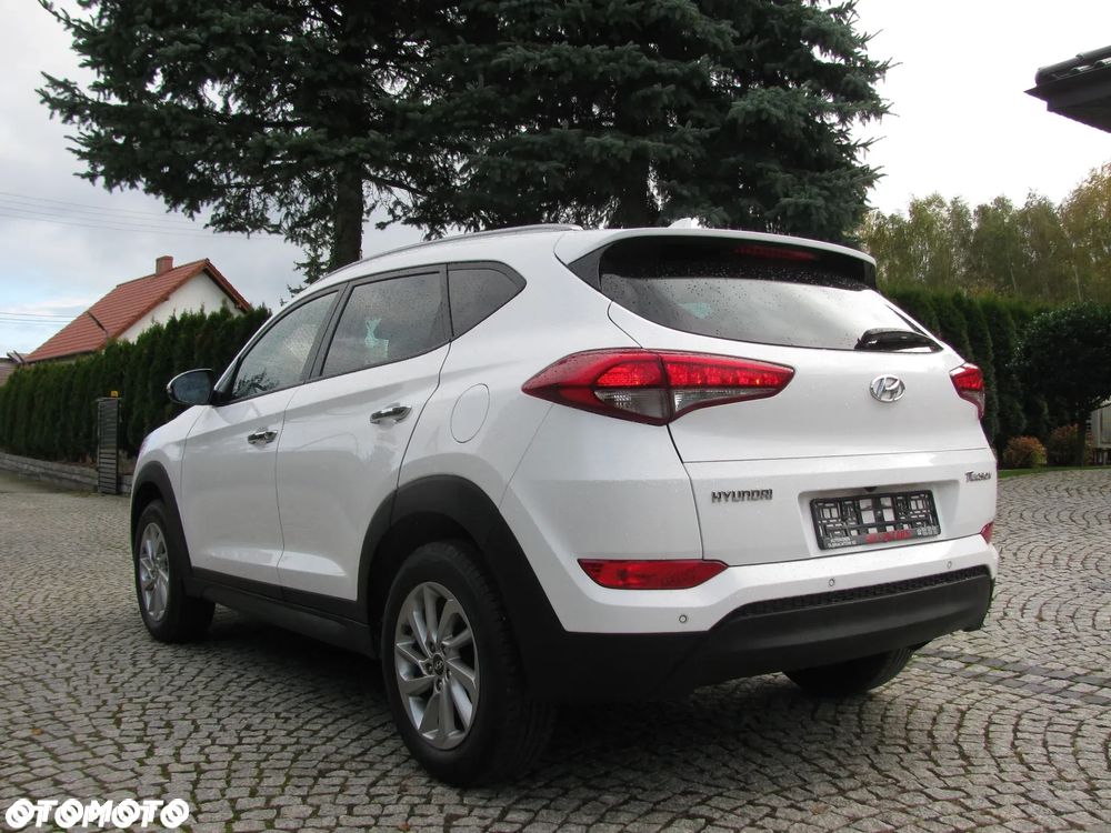 Hyundai Tucson 1.6 GDI BlueDrive Style 2WD - 34