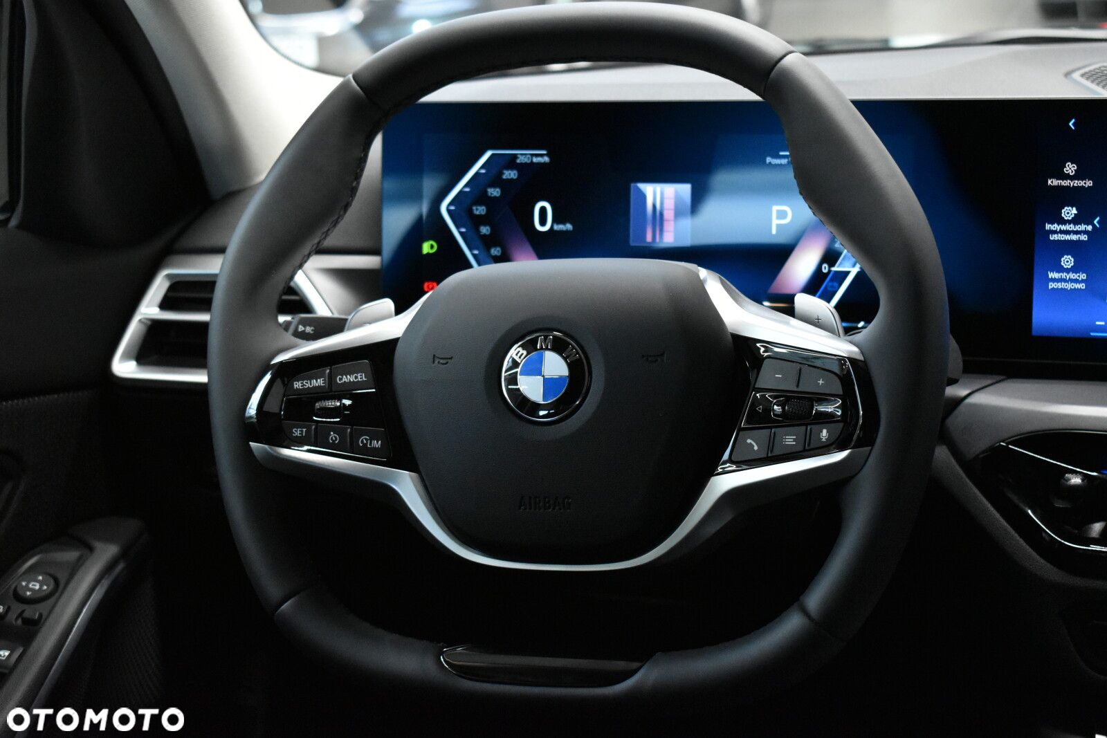 BMW Seria 3 318i - 12