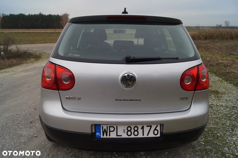 Volkswagen Golf - 4
