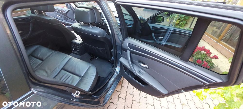 BMW Seria 5 - 11