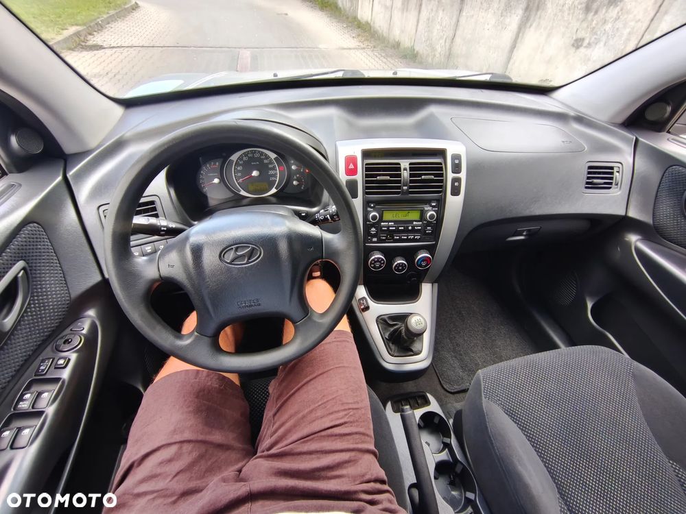 Hyundai Tucson 2.0 4WD GLS - 28
