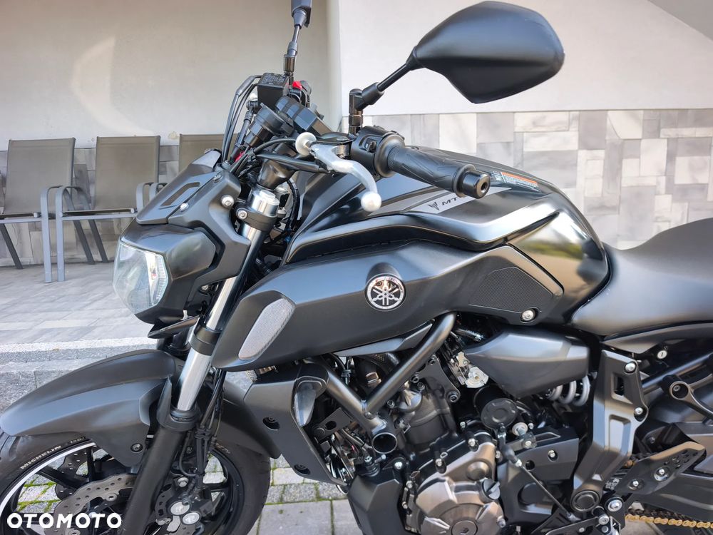 Yamaha MT - 22