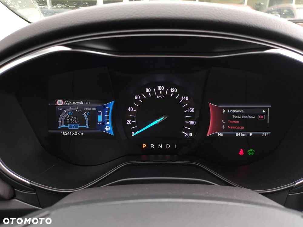 Ford Mondeo 2.0 Hybrid Titanium - 16