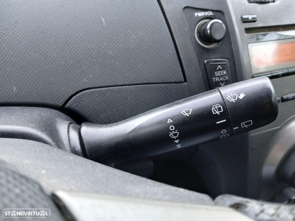 Toyota Yaris 1.33 VVT-i Comfort+AC - 18