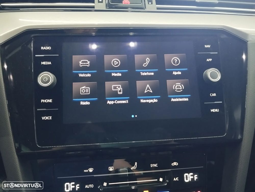 VW Passat Variant 2.0 TDI Business DSG - 27