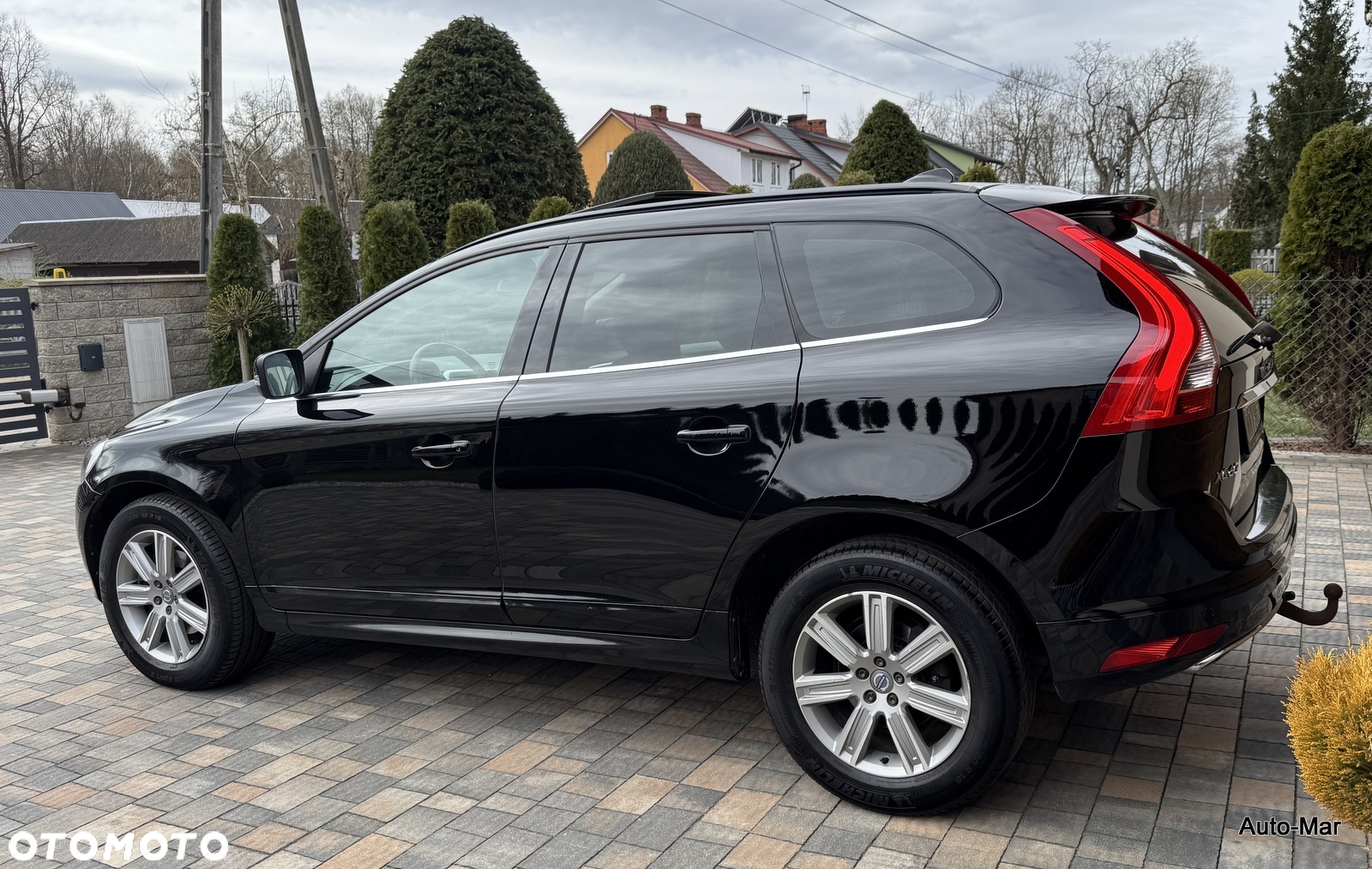 Volvo XC 60 D4 Geartronic Momentum - 4