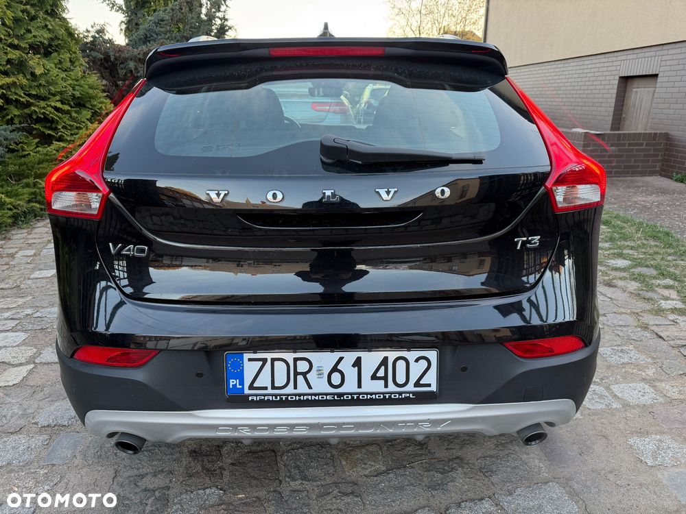 Volvo V40 T3 - 4