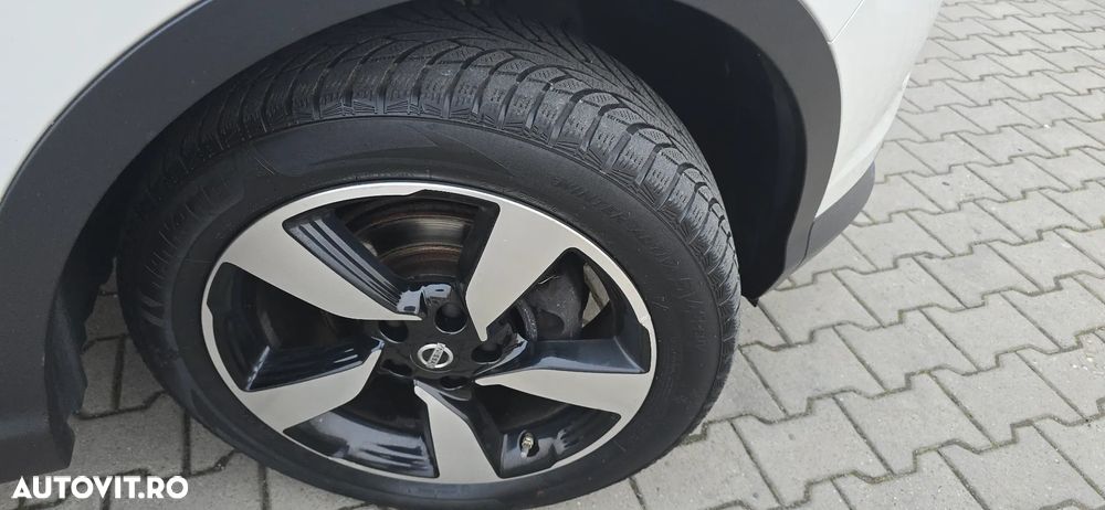 Nissan Qashqai 1.6 DCI N-Vision - 25