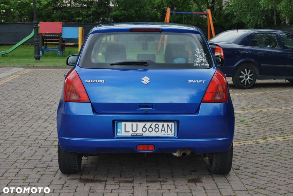 Suzuki Swift 1.3 Club - 17