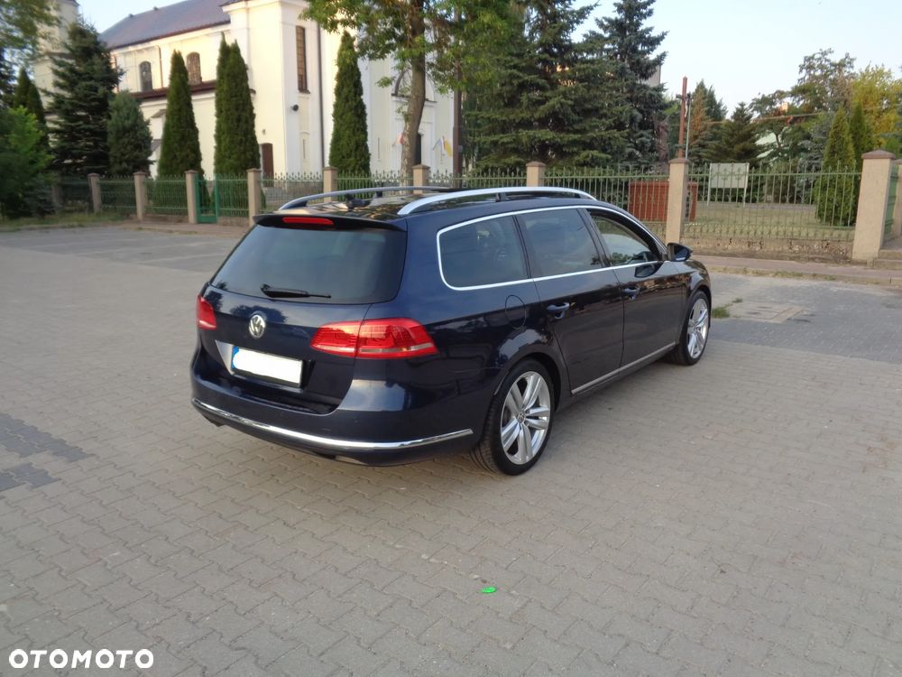 Volkswagen Passat 1.8 TSI Highline - 2