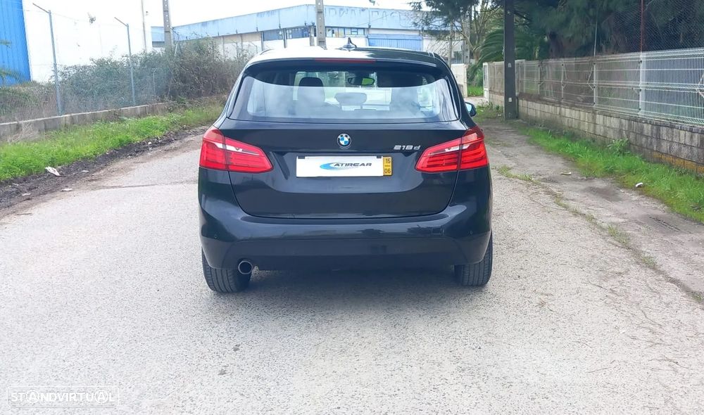 BMW 218 Active Tourer d Aut. Sport Line - 6