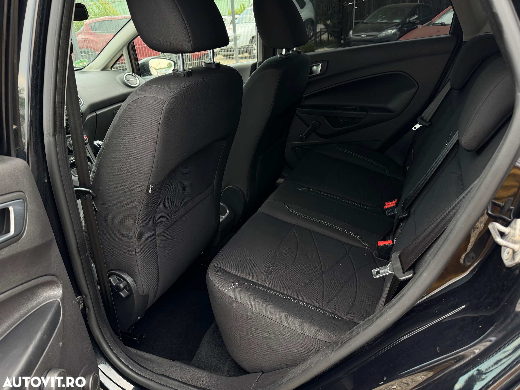 Ford Fiesta - 11