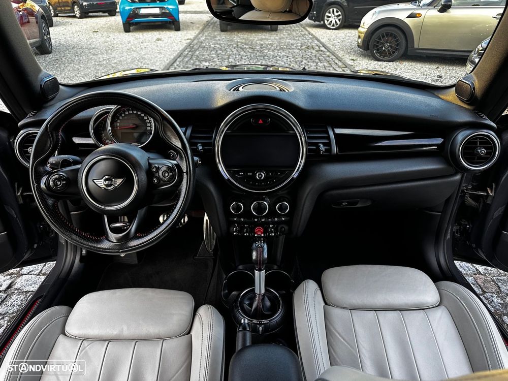 MINI 3 Portas John Cooper Works Auto Desportiva - 20