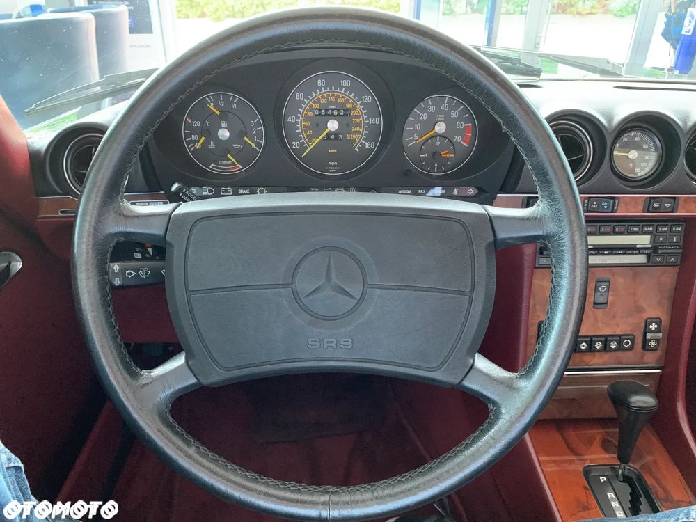 Mercedes-Benz SL - 13