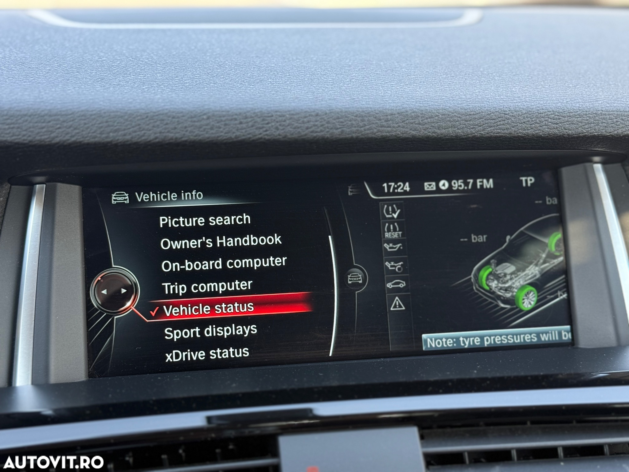 BMW X4 xDrive20d Advantage - 28