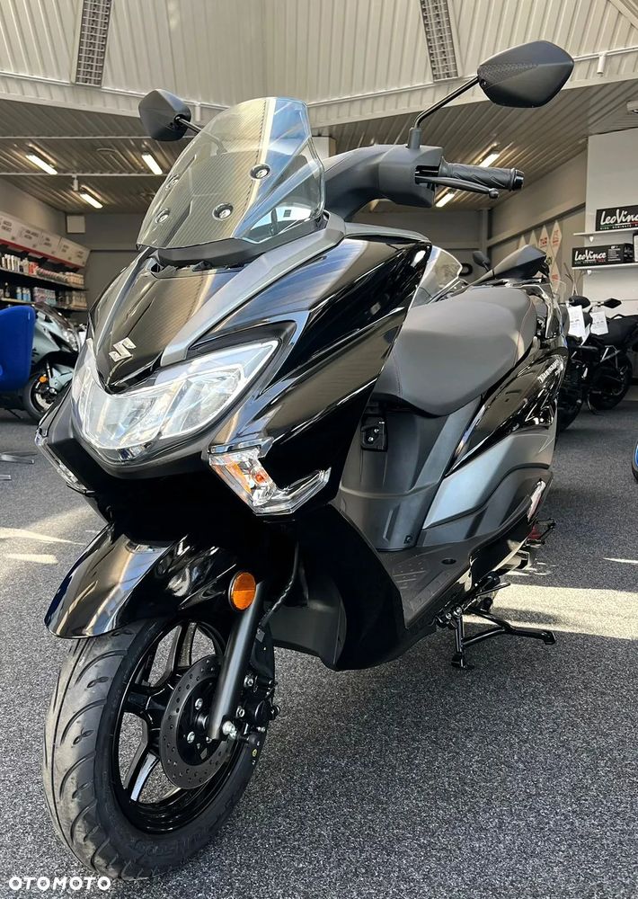 Suzuki Burgman - 6
