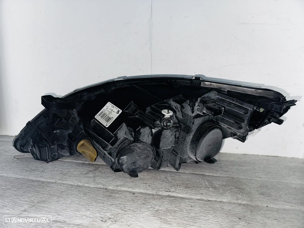 Farol Direito Peugeot 308 (Led) - 17/21 - 8