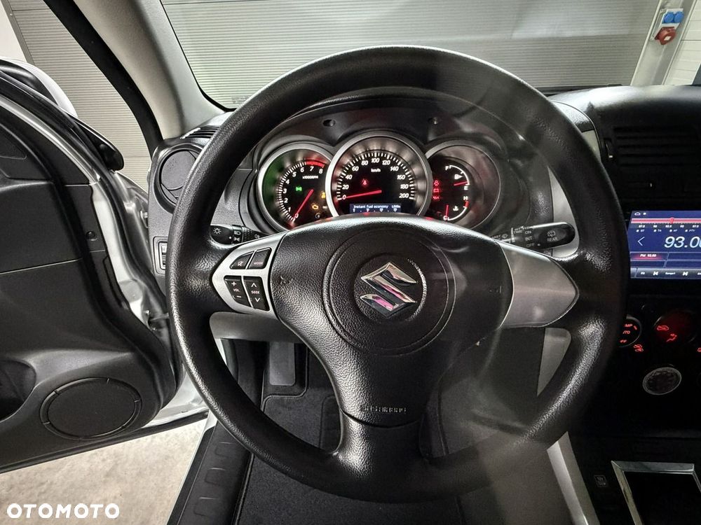 Suzuki Grand Vitara - 14