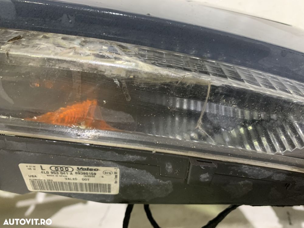 Bara fata Audi Q7, 2006, 2007, 2008, 2009, 2010, cod origine OE 4L0807437, cu gauri pentru spalatori faruri. Bara este noua, spoilerul atins si grila radiator defecta. - 13