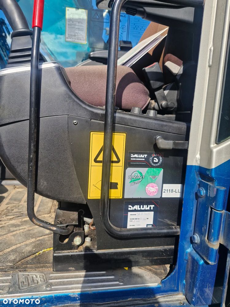 JCB JS145LC - 8