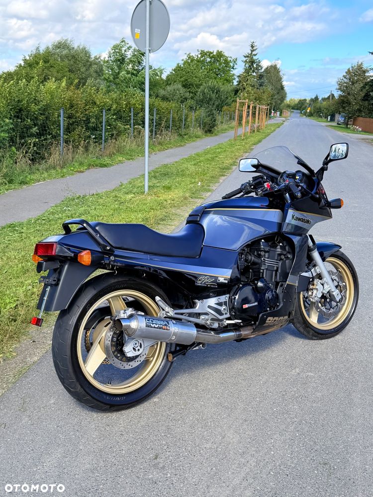 Kawasaki GPZ - 7