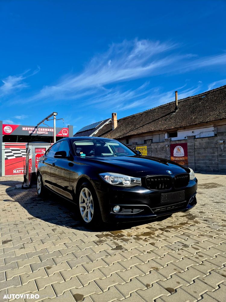 BMW Seria 3 318d Aut. Modern Line - 1