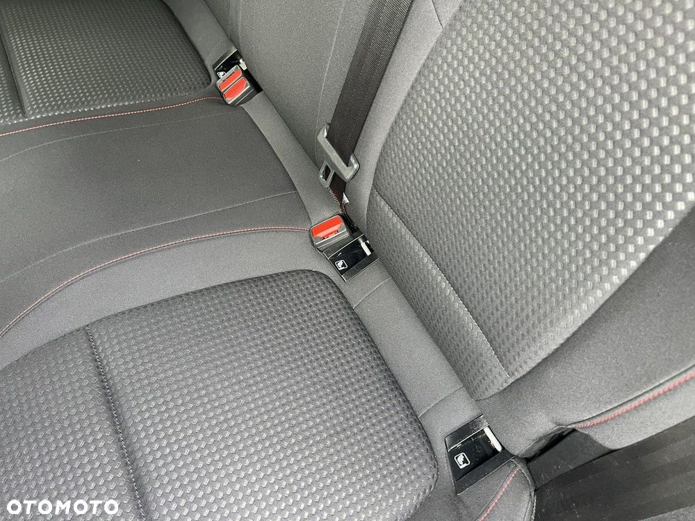 Ford Focus - 24