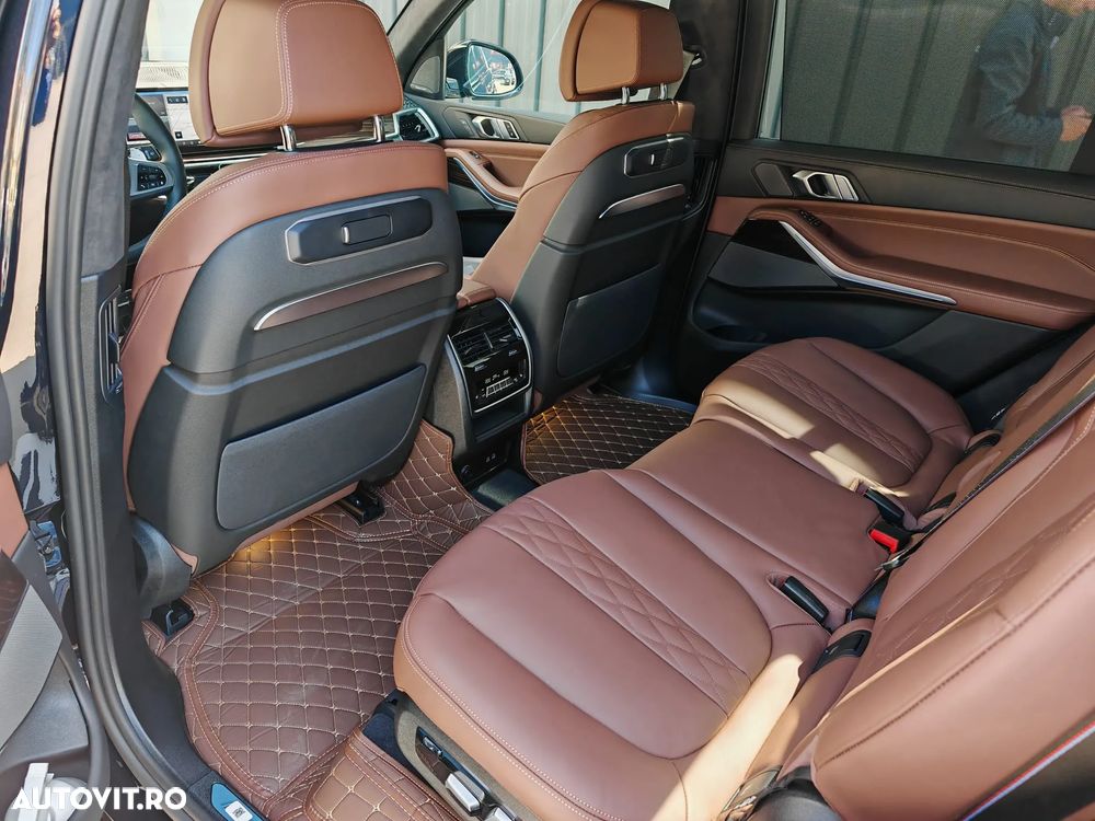BMW X7 xDrive40i AT MHEV - 27