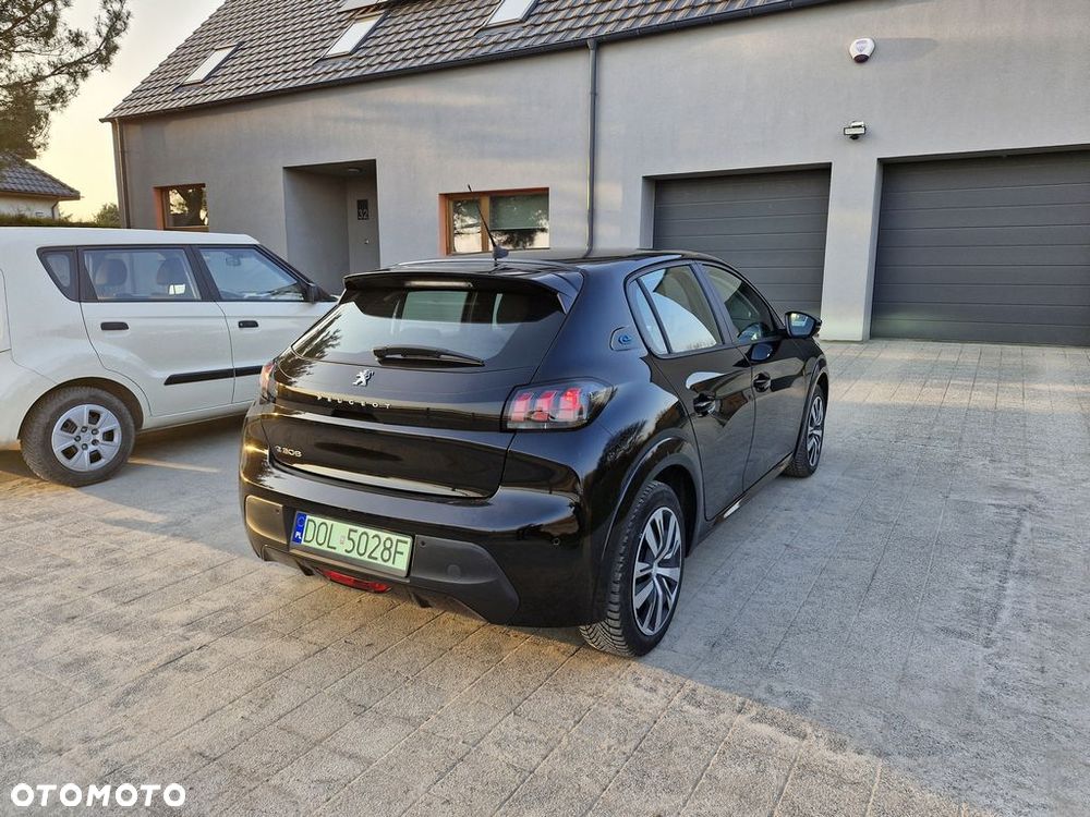 Peugeot 208 Active - 8