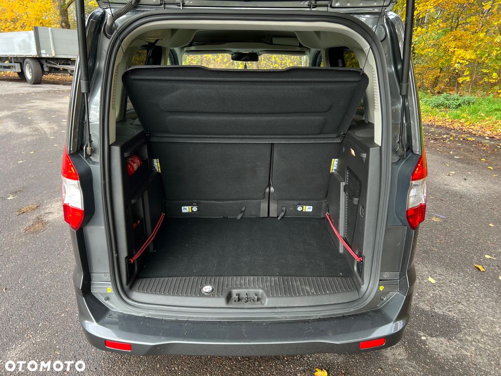 Ford Tourneo Courier 1.5 TDCi Titanium - 13