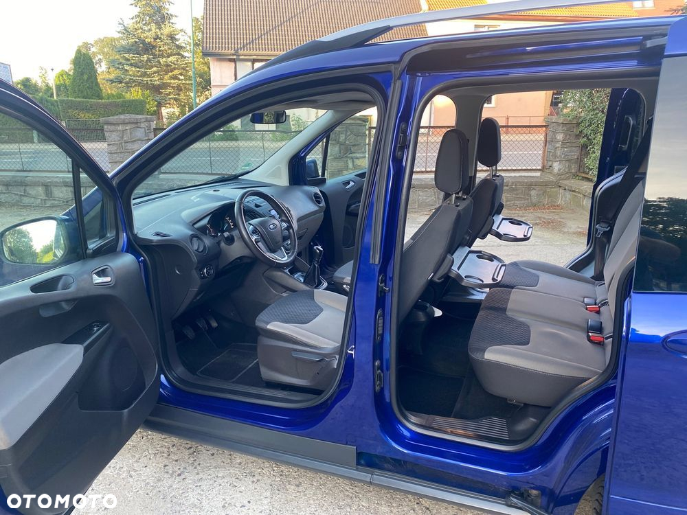 Ford Tourneo Courier 1.0 EcoBoost S&S Ambiente - 18