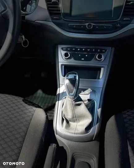 Opel Astra 1.4 T Dynamic - 4