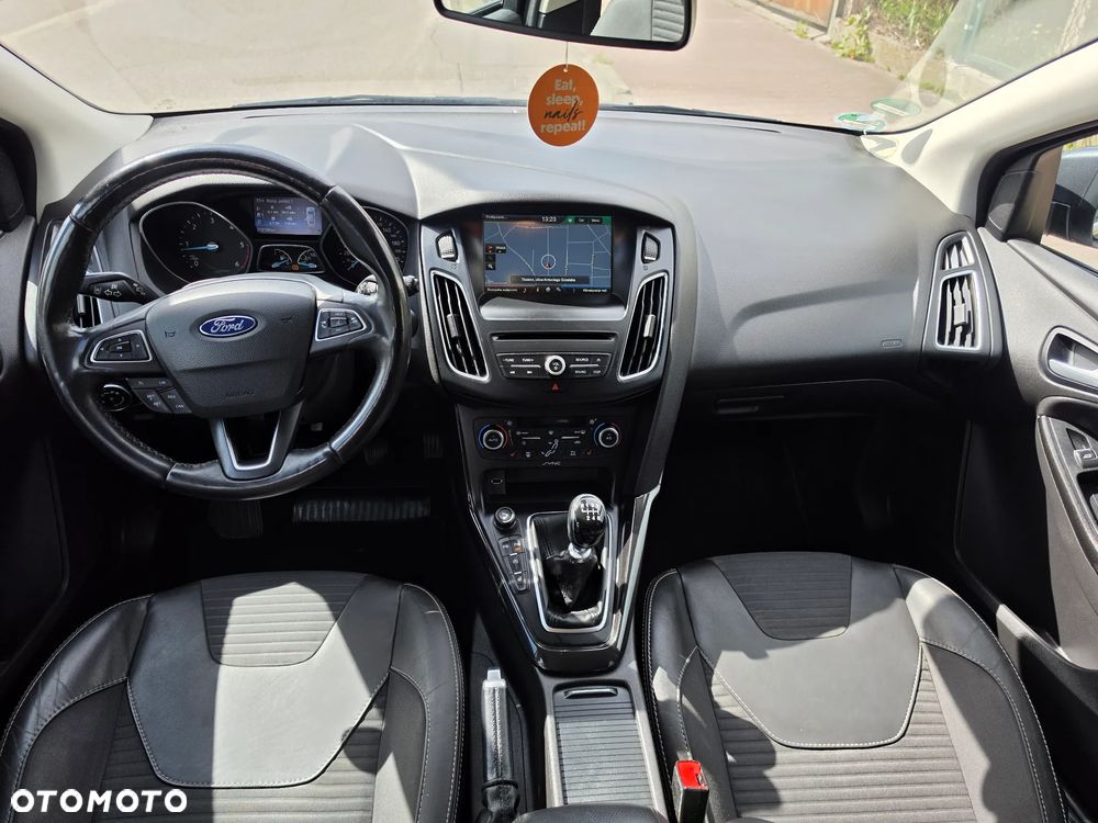 Ford Focus 1.5 TDCi DPF Start-Stopp-System Titanium - 28