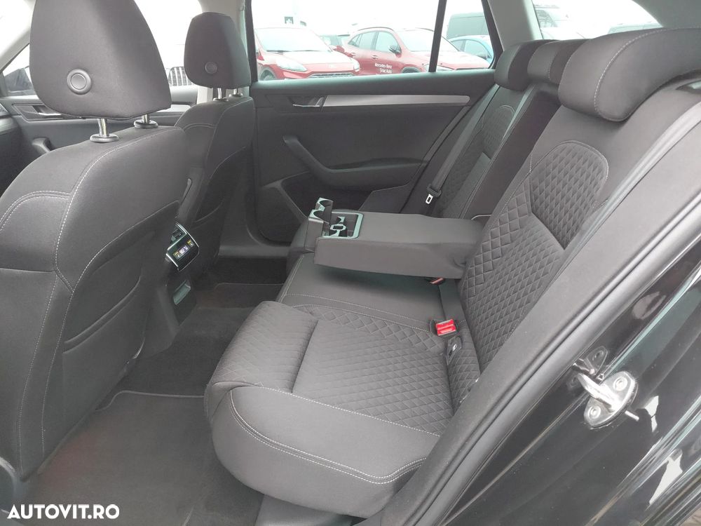 Skoda Superb 2.0 TDI DSG Style - 14