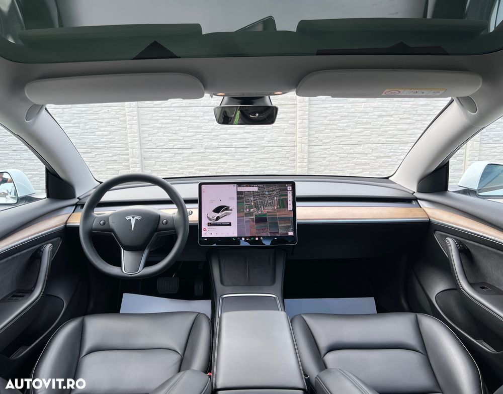 Tesla Model 3 Standard Reichweite Plus Hinterradantrieb - 4