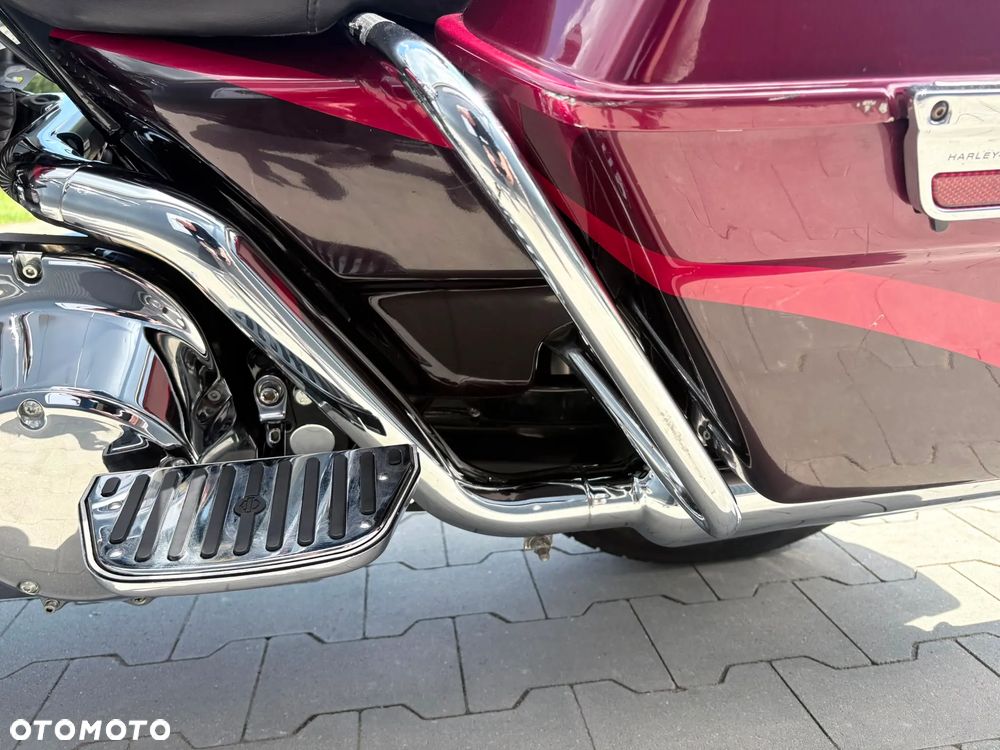 Harley-Davidson Touring Road Glide - 12
