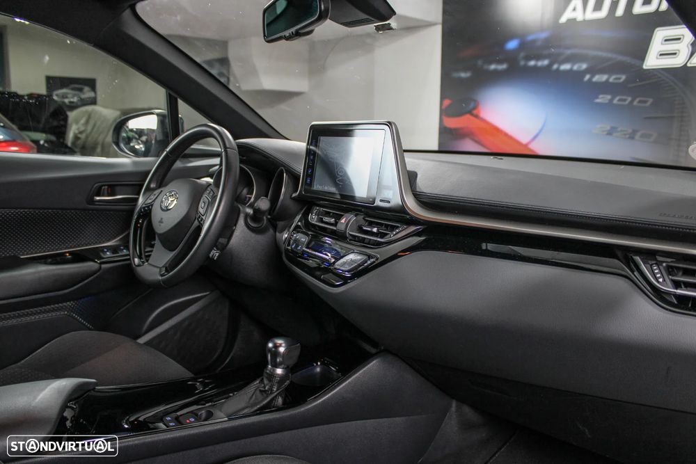 Toyota C-HR 1.8 HSD Comfort+P.Style - 28