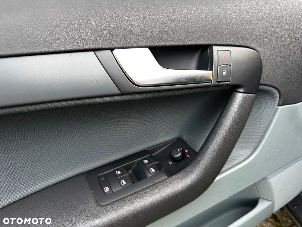 Audi A3 Sportback 1.8 TFSI Attraction - 16