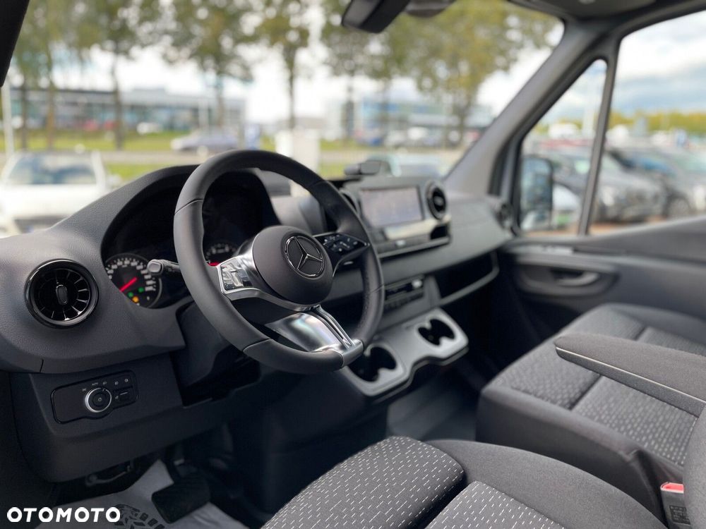 Mercedes-Benz Sprinter 317 CDI Reflektory LED Stopień Automat - 18