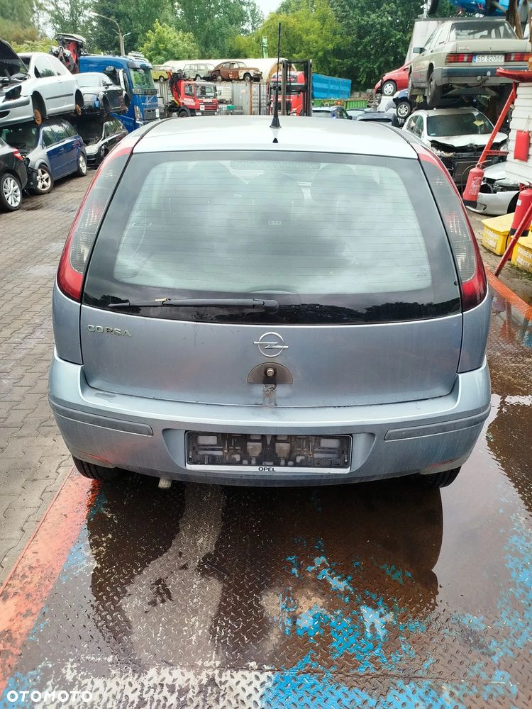 Opel Corsa C na części - 9